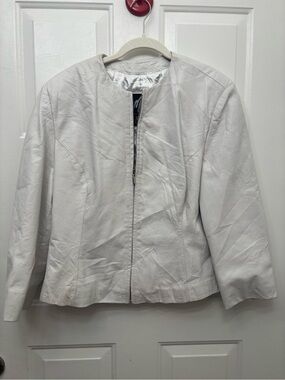 Vintage Ms. Maxima White Leather Jacket Women’s XL Zip Front